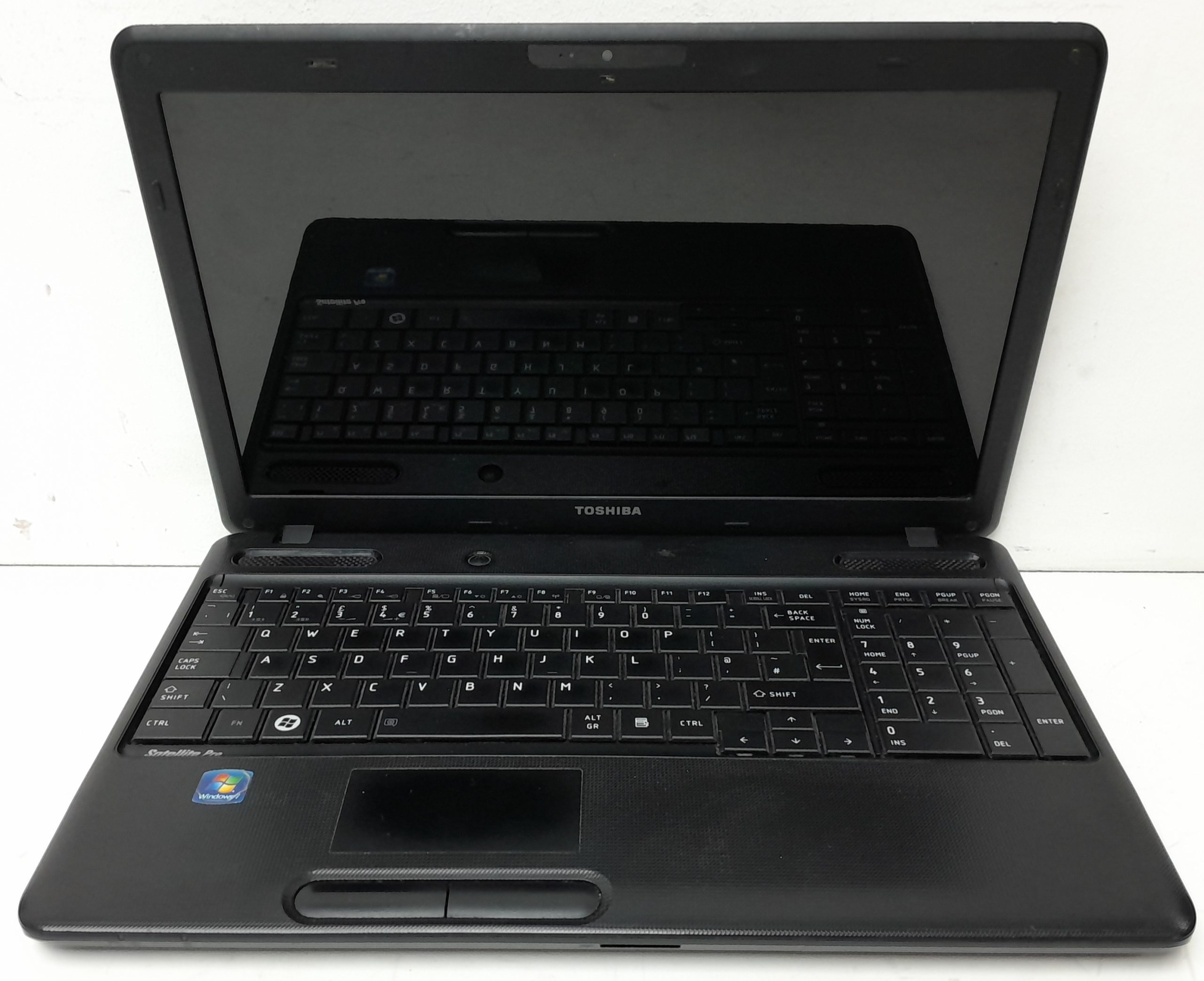 Toshiba Satellite Pro C660-171 - i3 M370 2.4 GHz - 3GB Ram - 15.6